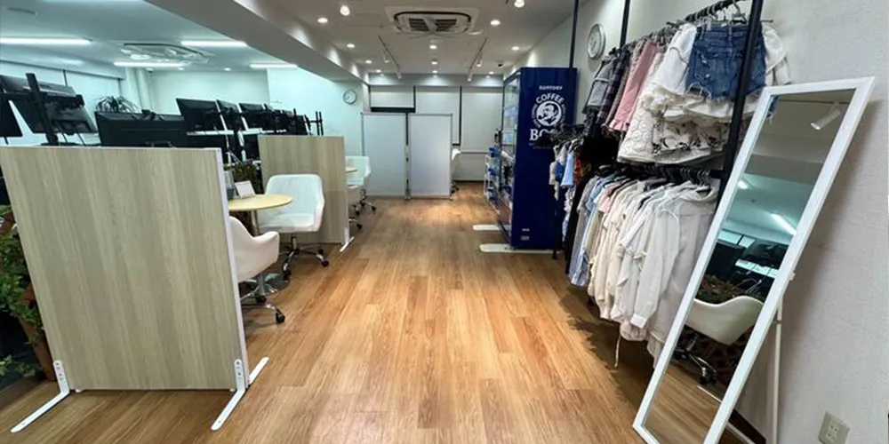 広島店のオフィス2