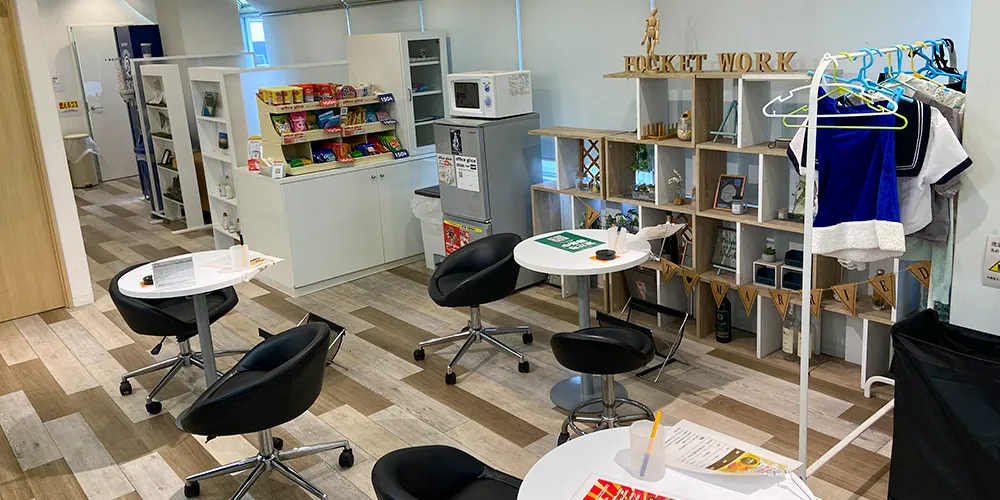 福岡店のオフィス5