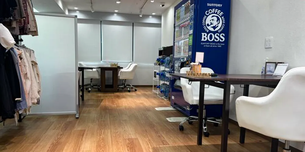 広島店のオフィス2